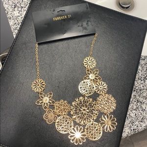 Forever 21 faux gold necklace
